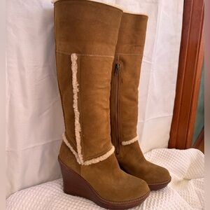 UGG Women's Brown Winter Boots